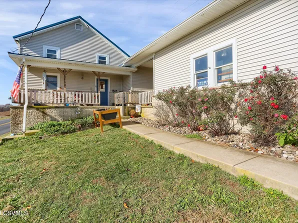 2213 Mountain Rd, Dalmatia, PA 17017