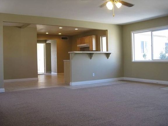 5th image of 4605 Amherst Ln
