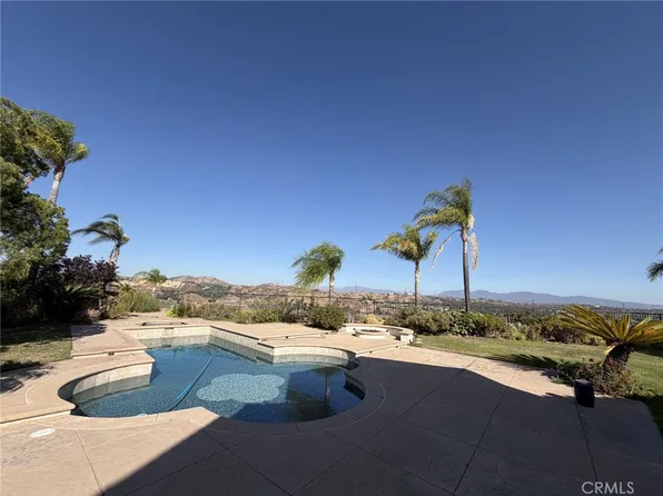 29330 Calle Primavera, Santa Clarita, CA 91354