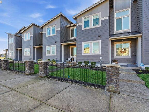 4th image of 4175 SE Century Blvd