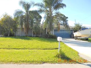 1198 SW Cynthia St, Port Saint Lucie, FL 34983