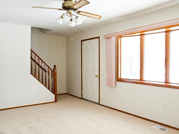 2nd image of 198 Fairpark Dr