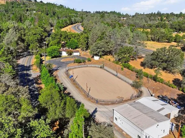 19664 Penn Valley Dr, Penn Valley, CA 95946
