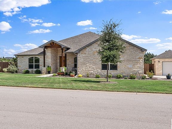 2nd image of 5509 Hamlet Dr