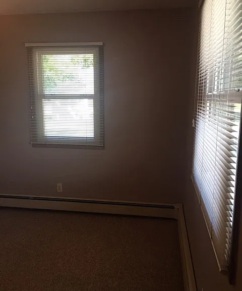 525 W Spring St #4 — Photo 10