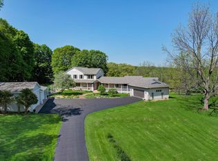 4590 N Arm Dr, Mound, MN 55364