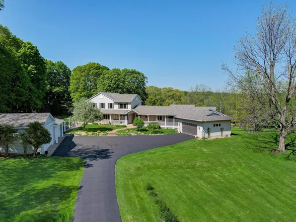 4590 N Arm Dr, Mound, MN 55364