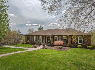 4060 Horsepen Mountain Dr, Vinton, VA 24179