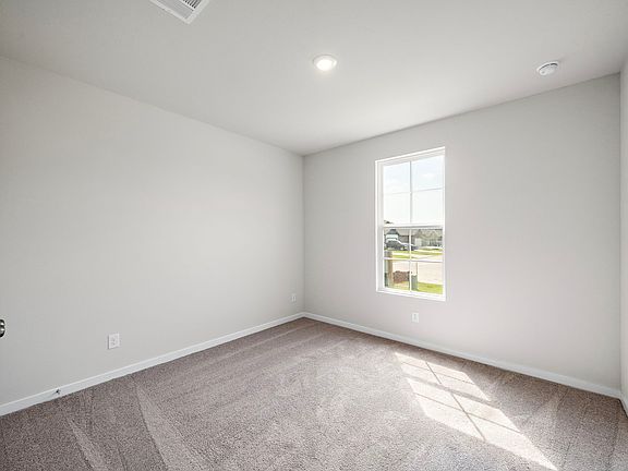 5th image of 9328 Shady Creek Dr