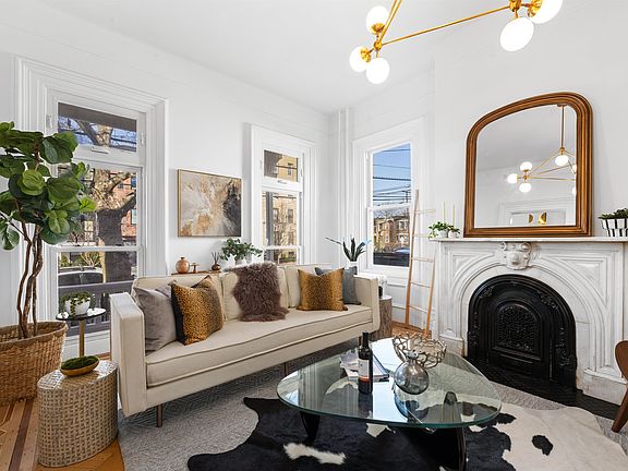 5th image of 55 Reservoir Ave