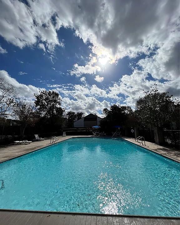 1st image of 10047 Westpark Dr APT 38