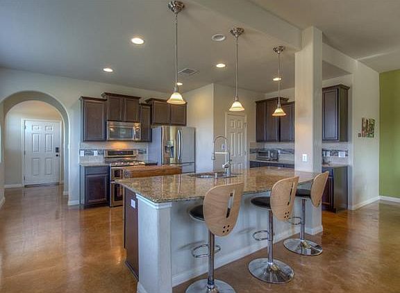 3rd image of 6501 Kingsland Ct