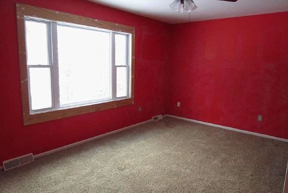4th image of 259 Ann St