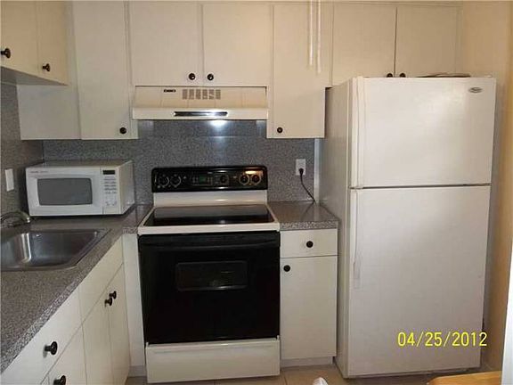 2nd image of 9440 Poinciana Pl APT 111