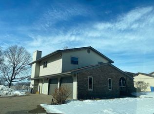 311 12th Ave SW, Le Mars, IA 51031