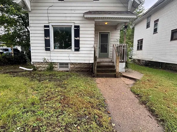 912 Broadway St, Waterloo, IA 50703