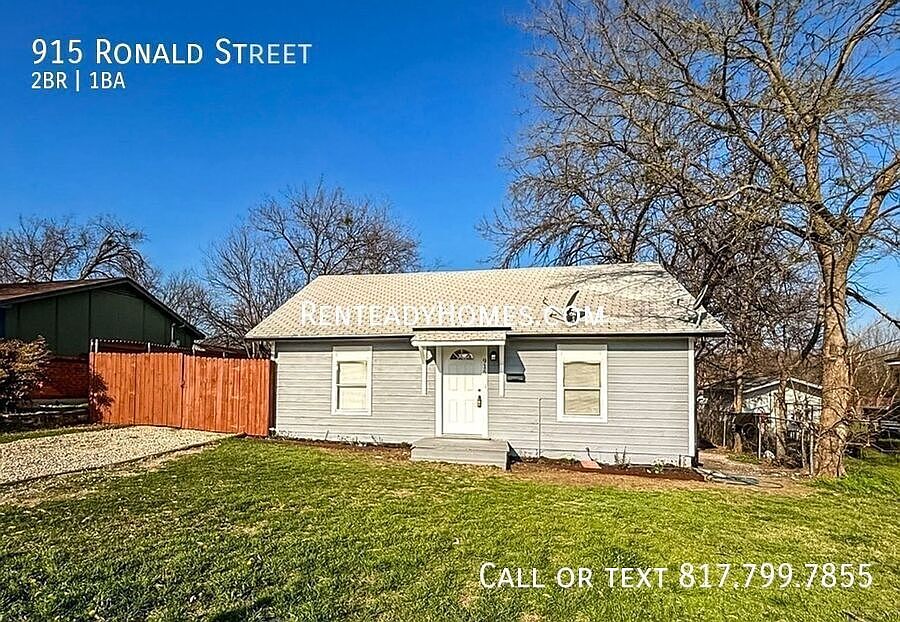 1st image of 915 Ronald St