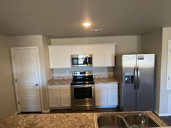 5th image of 503 W Loren Dr #A