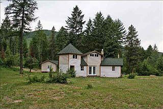 2nd image of 65220 Snowshoe Ln