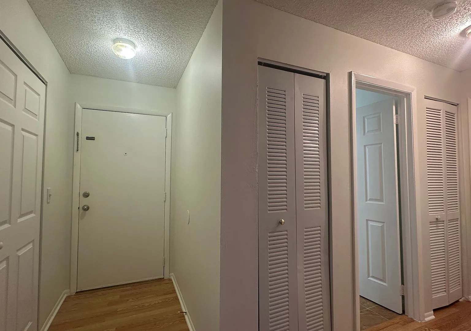 Updated Second floor 2BR/2BA Condo in Oxford Square | Water & Sewer Included — Photo 2