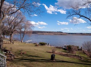 8151 River Acres Rd, Cottage Grove, MN 55016