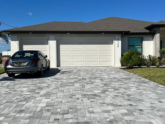 2nd image of 2126 NE 13th Ave