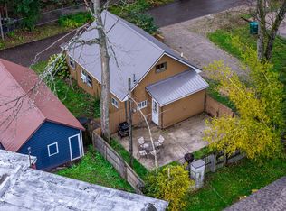 882 Pansy St, Gaylord, MI 49735