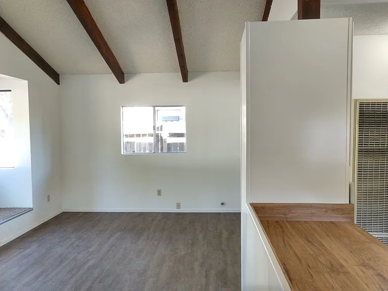 305 S Pueblo Ave #A — Photo 9