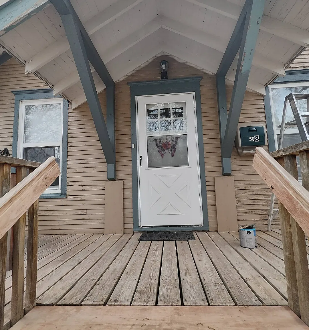 2 bed, 1700 sqft, $950 — Photo 1