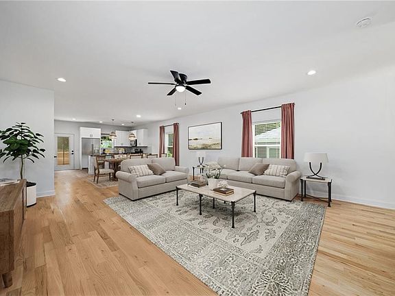 4th image of 1699 Richmond Ave SE