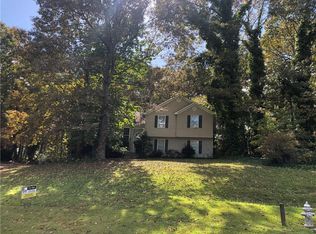 154 Springwater Trl, Woodstock, GA 30188