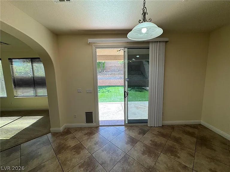 1333 Jamesbury Rd — Photo 21