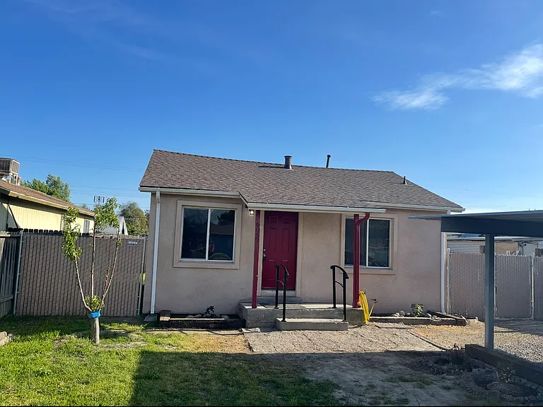 6057 E Tache Ave — Photo 1