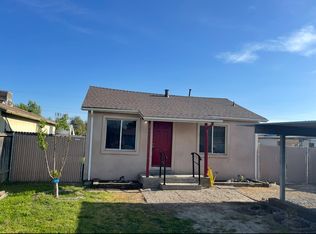 6057 E Tache Ave, Laton, CA 93242