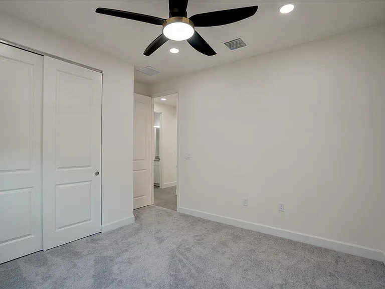 12474 SW La Costa St — Photo 32