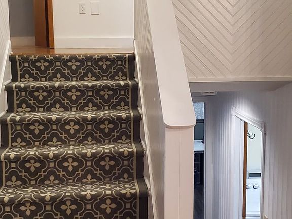 5th image of 127 Peters Rd