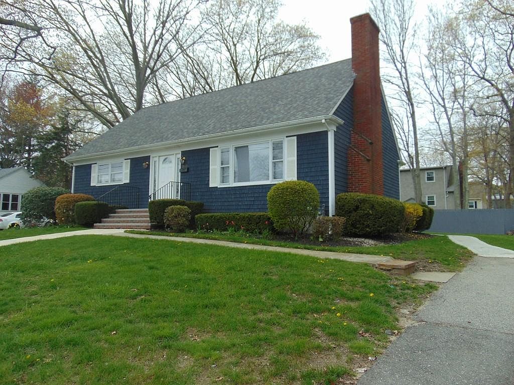 222 Elsbree St, Fall River, MA 02720 Zillow