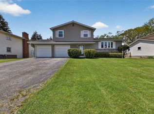 47 Bambi Ln, Rochester, NY 14624