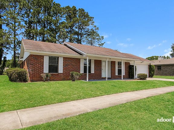 2nd image of 11644 Carondelet Ln