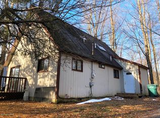 947 Country Place Dr, Tobyhanna, PA