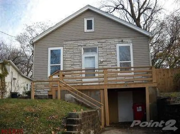 2814 Lyndhurst Ave, Saint Louis, MO 63114