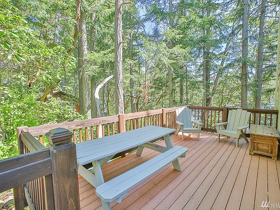 2nd image of 17237 Lakepoint Dr SE