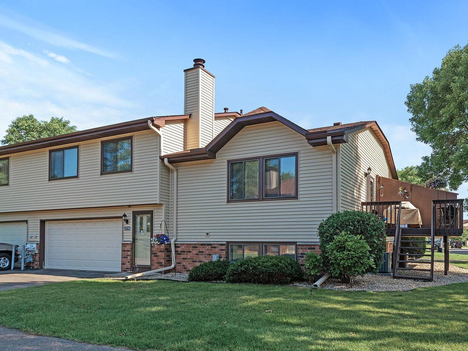 8776 N Maplebrook Cir, Brooklyn Park, MN 55445 | Zillow