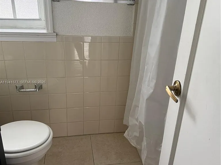 7611 Harding Ave #7 — Photo 11