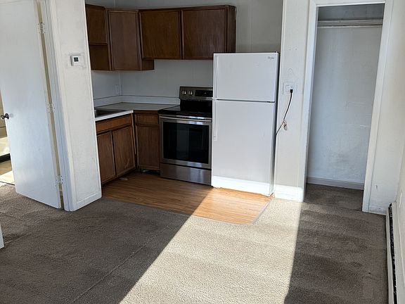 2nd image of 720 18th Ave APT 1