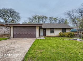 333 Clearfield Dr, Garland, TX 75043