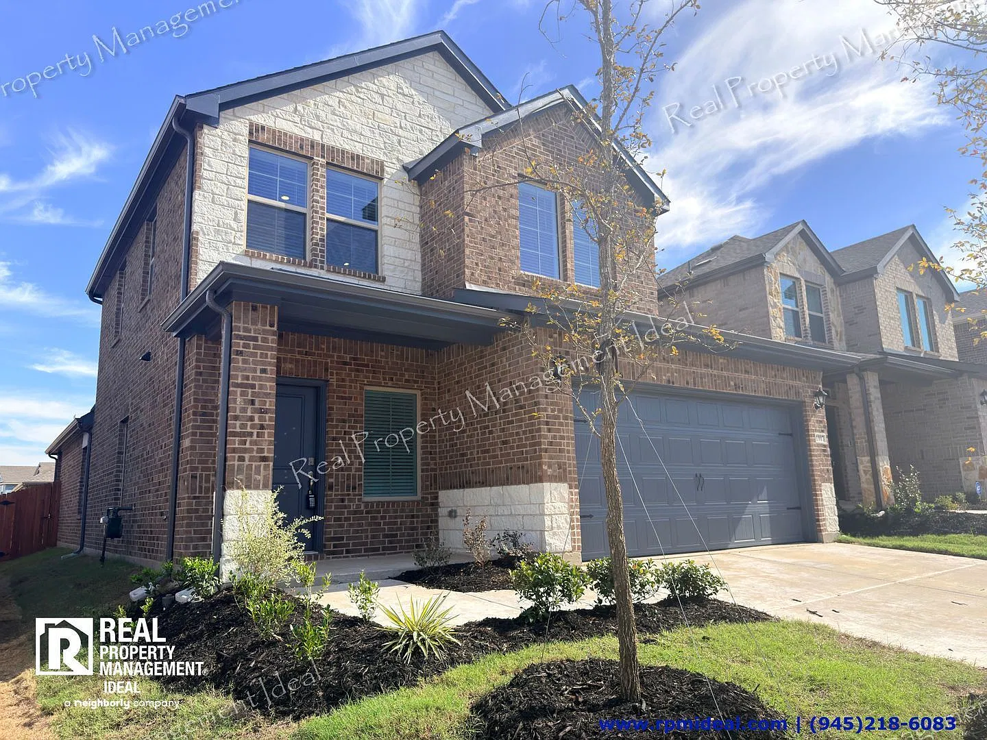4 bed, 2.5 bath, 2133 sqft, $2,199 — Photo 1