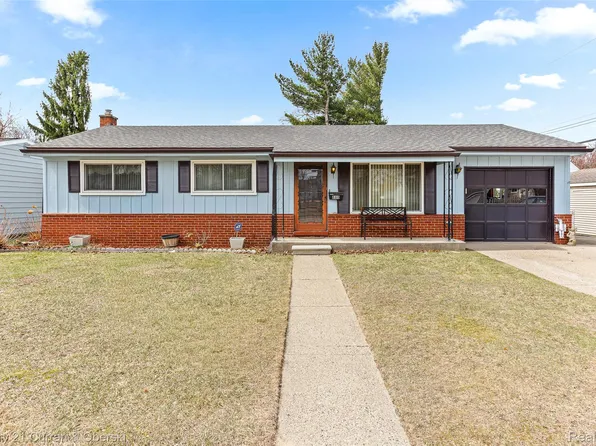 880 Virginia St, Plymouth, MI 48170