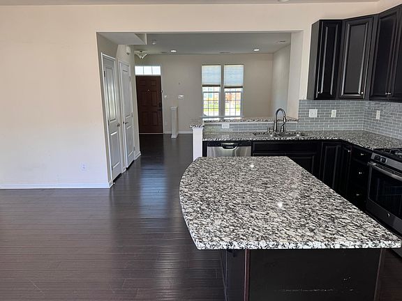 5th image of 11313 Sadler Walk Ln