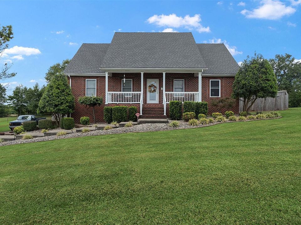 1st image of 328 Peterson Rd